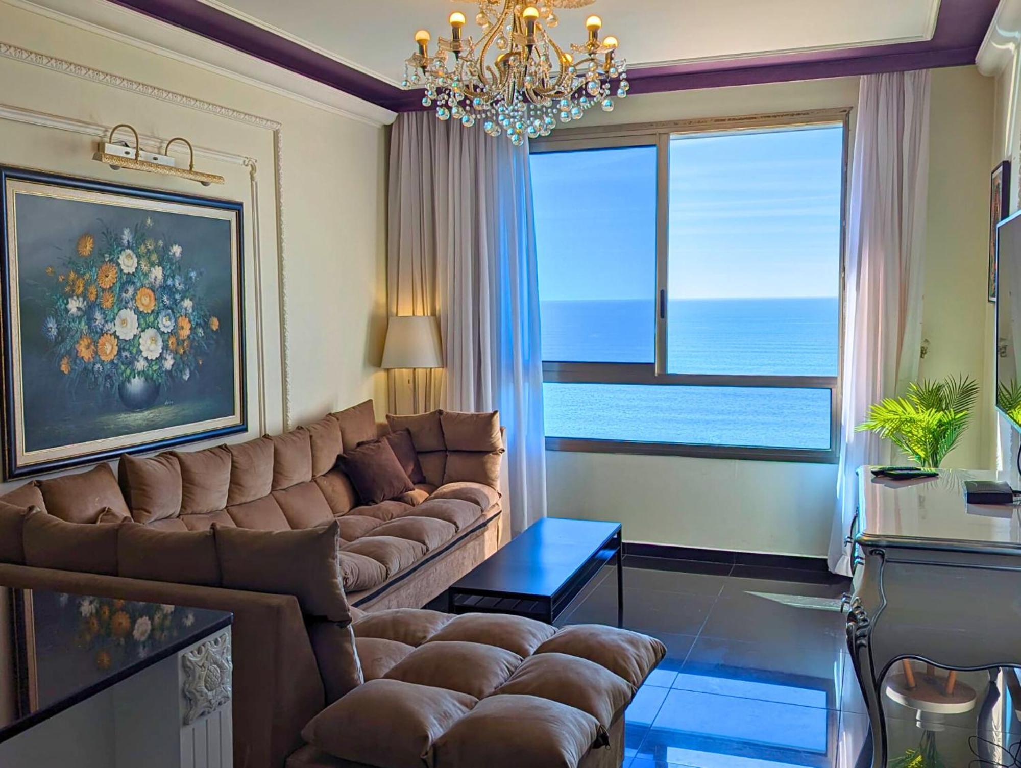 Almog Beach Apt Hotel מלון דירות אלמוג ביץ' 하이파 외부 사진